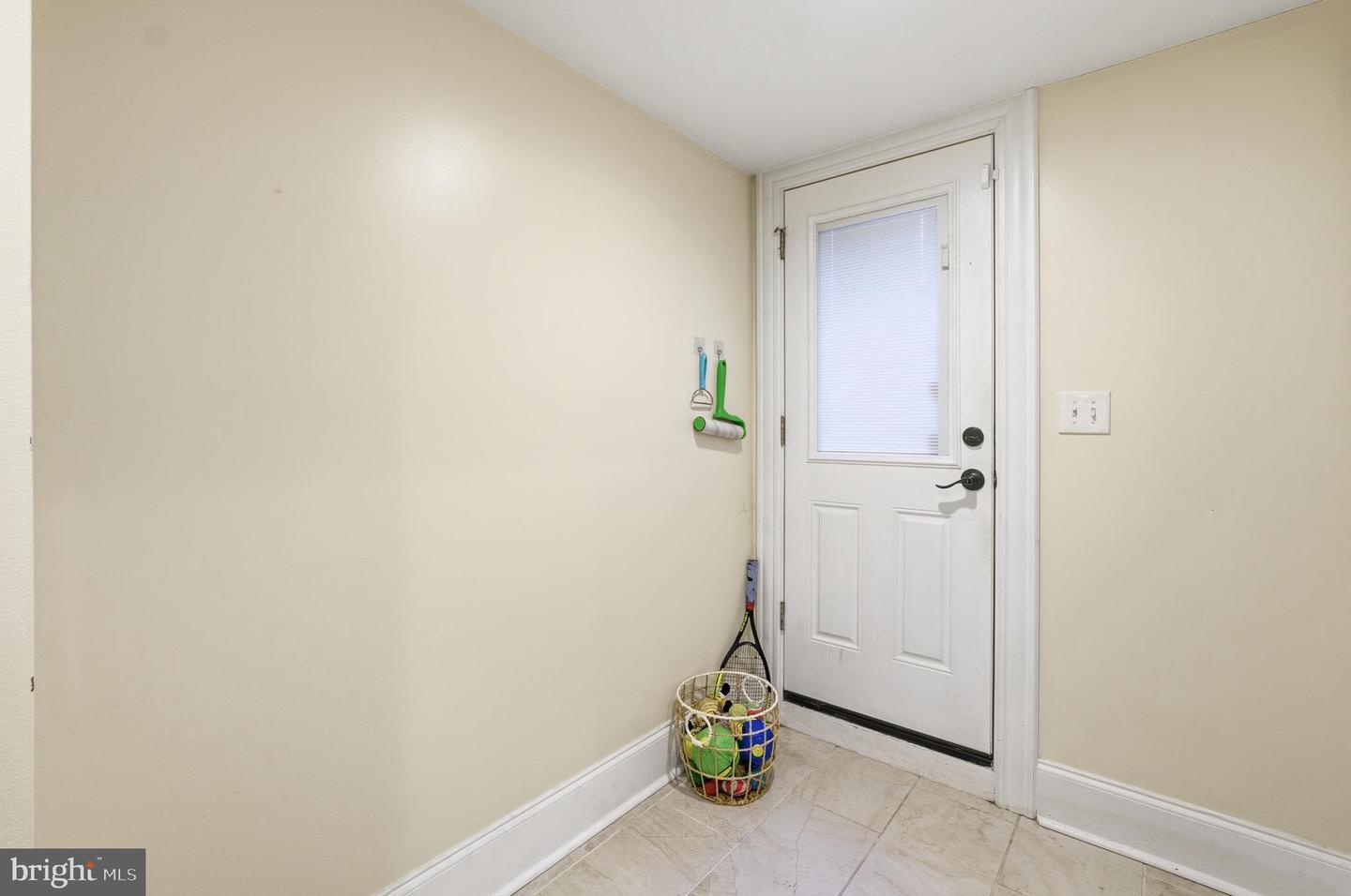 1004 11TH ST NE, WASHINGTON, District Of Columbia 20002, 4 Bedrooms Bedrooms, ,3 BathroomsBathrooms,Residential,For sale,1004 11TH ST NE,DCDC2230472 MLS # DCDC2230472