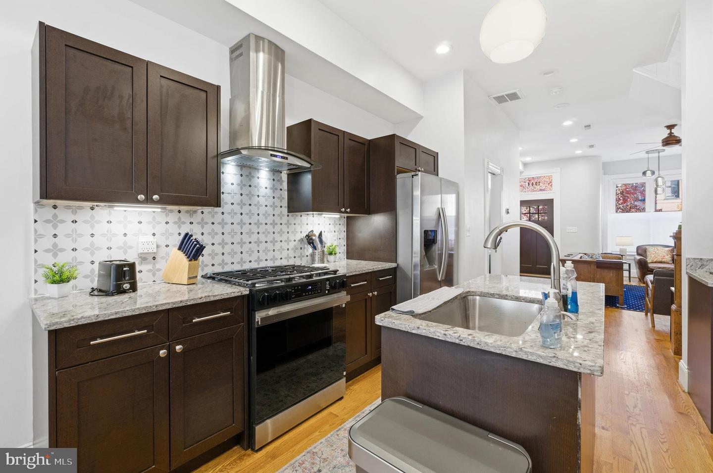 1004 11TH ST NE, WASHINGTON, District Of Columbia 20002, 4 Bedrooms Bedrooms, ,3 BathroomsBathrooms,Residential,For sale,1004 11TH ST NE,DCDC2230472 MLS # DCDC2230472