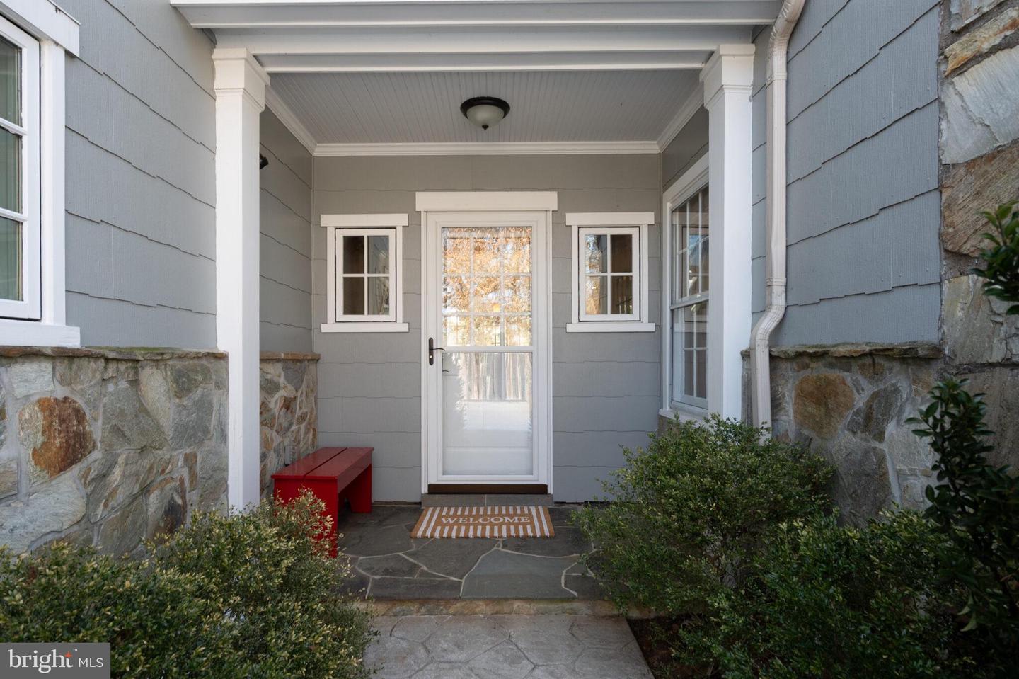 5934 16TH ST N, ARLINGTON, Virginia 22205, 6 Bedrooms Bedrooms, ,4 BathroomsBathrooms,Residential,For sale,5934 16TH ST N,VAAR2065964 MLS # VAAR2065964