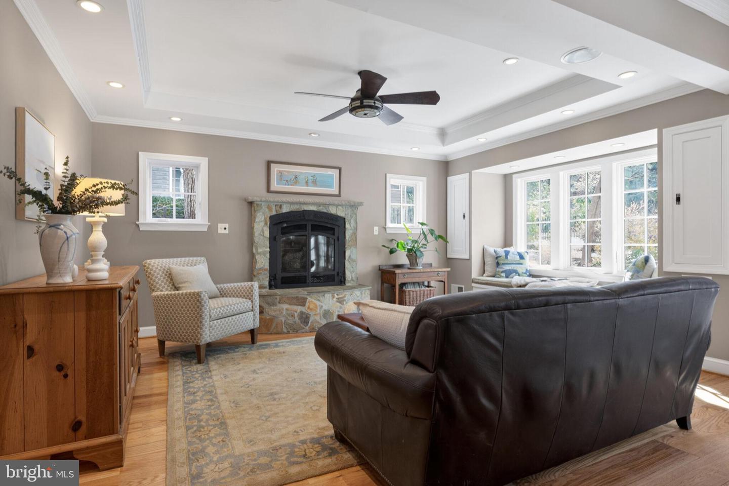 5934 16TH ST N, ARLINGTON, Virginia 22205, 6 Bedrooms Bedrooms, ,4 BathroomsBathrooms,Residential,For sale,5934 16TH ST N,VAAR2065964 MLS # VAAR2065964