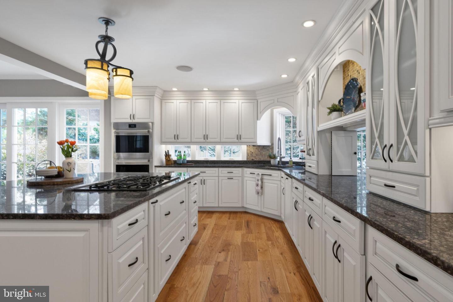 5934 16TH ST N, ARLINGTON, Virginia 22205, 6 Bedrooms Bedrooms, ,4 BathroomsBathrooms,Residential,For sale,5934 16TH ST N,VAAR2065964 MLS # VAAR2065964