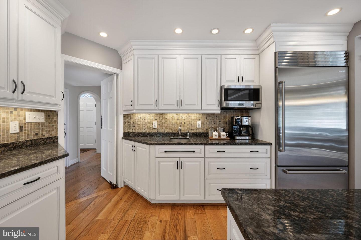 5934 16TH ST N, ARLINGTON, Virginia 22205, 6 Bedrooms Bedrooms, ,4 BathroomsBathrooms,Residential,For sale,5934 16TH ST N,VAAR2065964 MLS # VAAR2065964