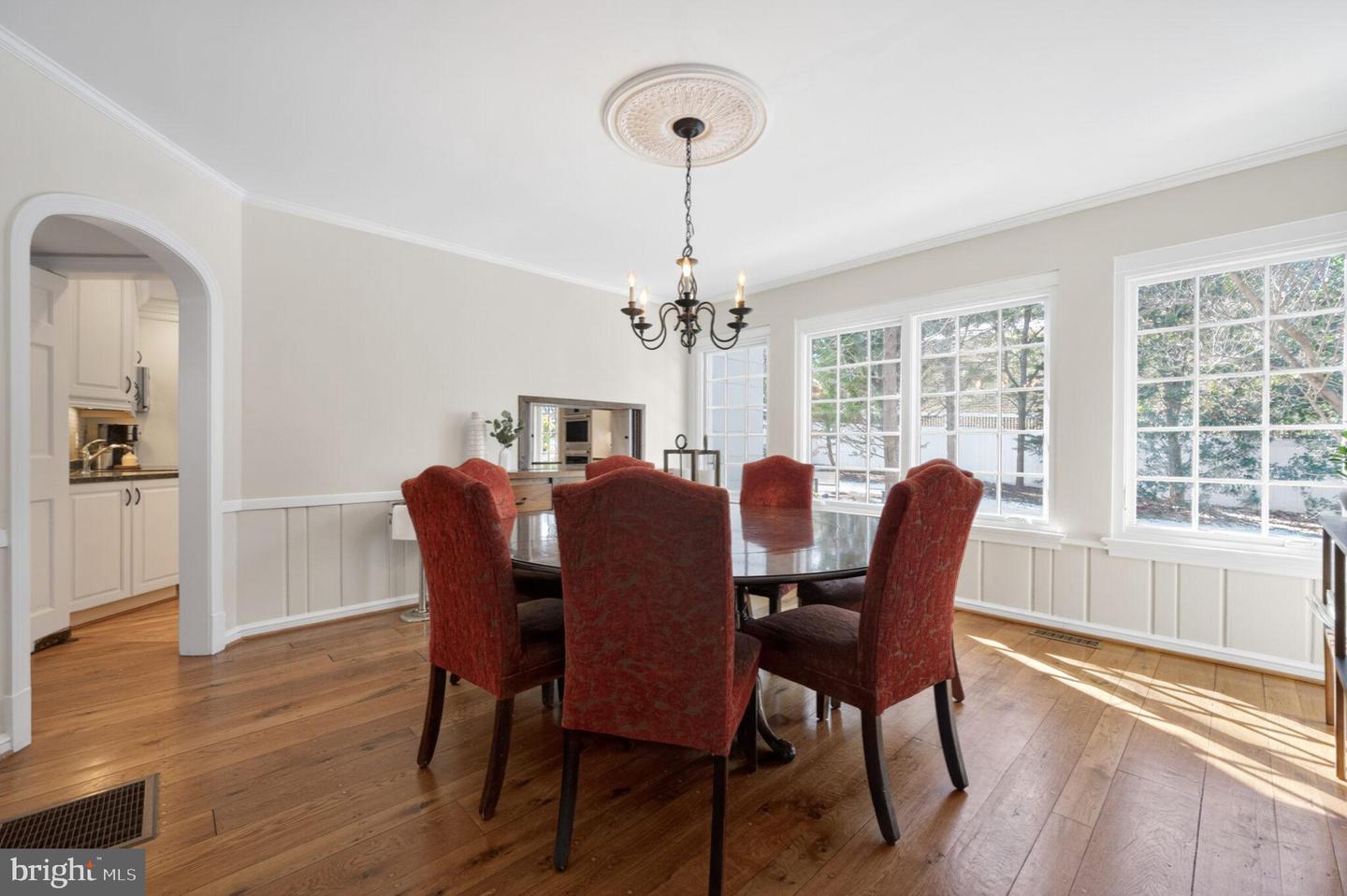 5934 16TH ST N, ARLINGTON, Virginia 22205, 6 Bedrooms Bedrooms, ,4 BathroomsBathrooms,Residential,For sale,5934 16TH ST N,VAAR2065964 MLS # VAAR2065964