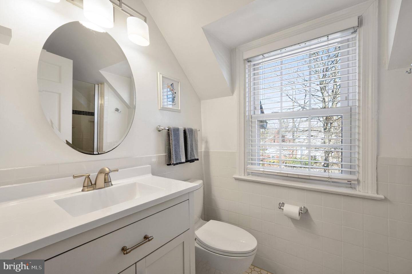 5934 16TH ST N, ARLINGTON, Virginia 22205, 6 Bedrooms Bedrooms, ,4 BathroomsBathrooms,Residential,For sale,5934 16TH ST N,VAAR2065964 MLS # VAAR2065964