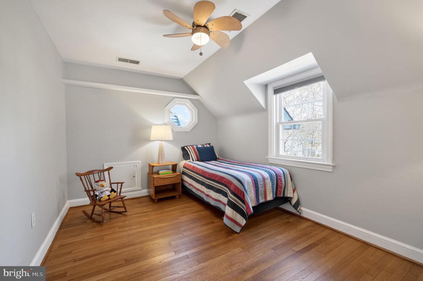 5934 16TH ST N, ARLINGTON, Virginia 22205, 6 Bedrooms Bedrooms, ,4 BathroomsBathrooms,Residential,For sale,5934 16TH ST N,VAAR2065964 MLS # VAAR2065964