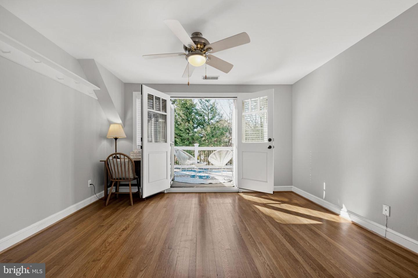 5934 16TH ST N, ARLINGTON, Virginia 22205, 6 Bedrooms Bedrooms, ,4 BathroomsBathrooms,Residential,For sale,5934 16TH ST N,VAAR2065964 MLS # VAAR2065964