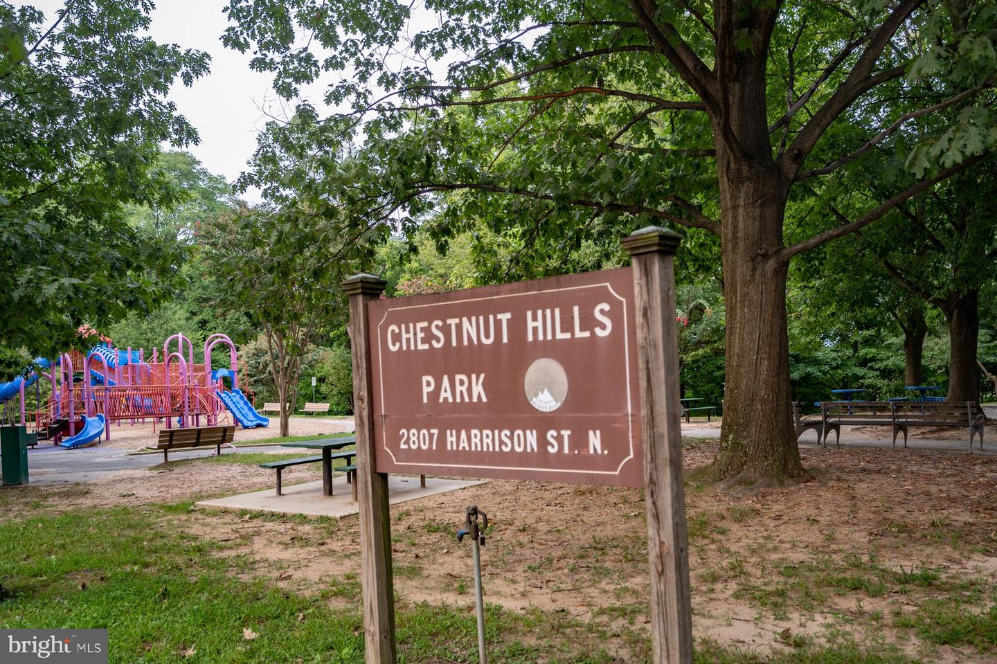 5934 16TH ST N, ARLINGTON, Virginia 22205, 6 Bedrooms Bedrooms, ,4 BathroomsBathrooms,Residential,For sale,5934 16TH ST N,VAAR2065964 MLS # VAAR2065964