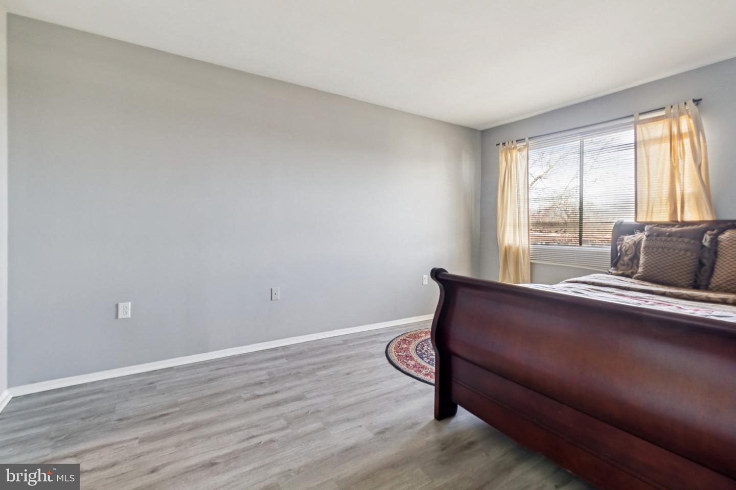 12705 DARA DR #202, WOODBRIDGE, Virginia 22192, 2 Bedrooms Bedrooms, ,1 BathroomBathrooms,Residential,For sale,12705 DARA DR #202,VAPW2108862 MLS # VAPW2108862