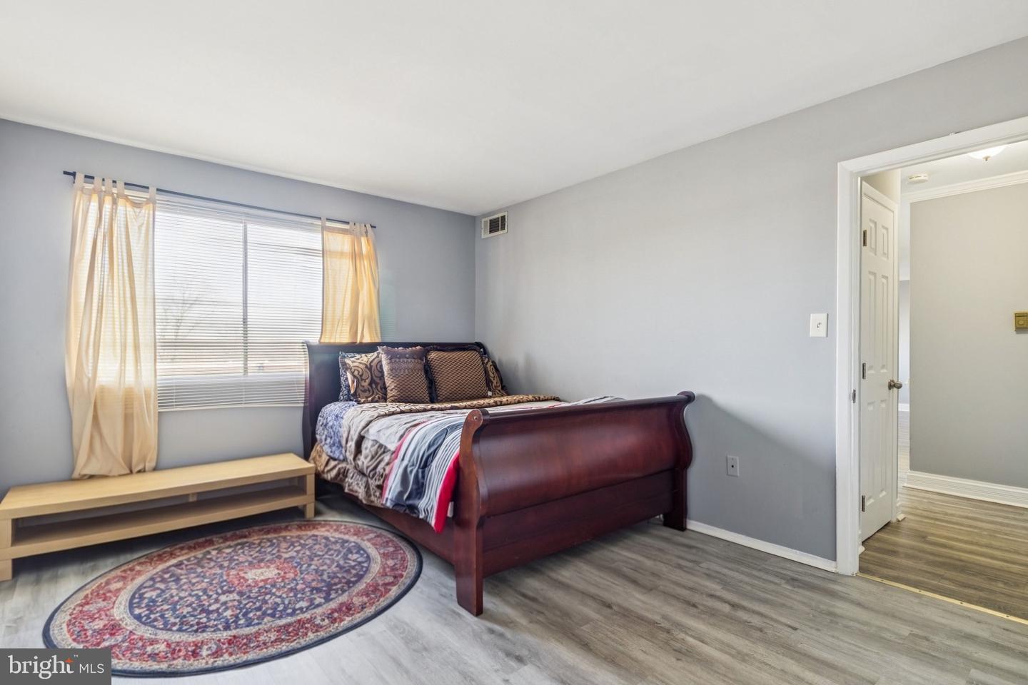 12705 DARA DR #202, WOODBRIDGE, Virginia 22192, 2 Bedrooms Bedrooms, ,1 BathroomBathrooms,Residential,For sale,12705 DARA DR #202,VAPW2108862 MLS # VAPW2108862