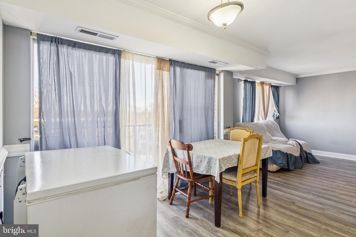 12705 DARA DR #202, WOODBRIDGE, Virginia 22192, 2 Bedrooms Bedrooms, ,1 BathroomBathrooms,Residential,For sale,12705 DARA DR #202,VAPW2108862 MLS # VAPW2108862