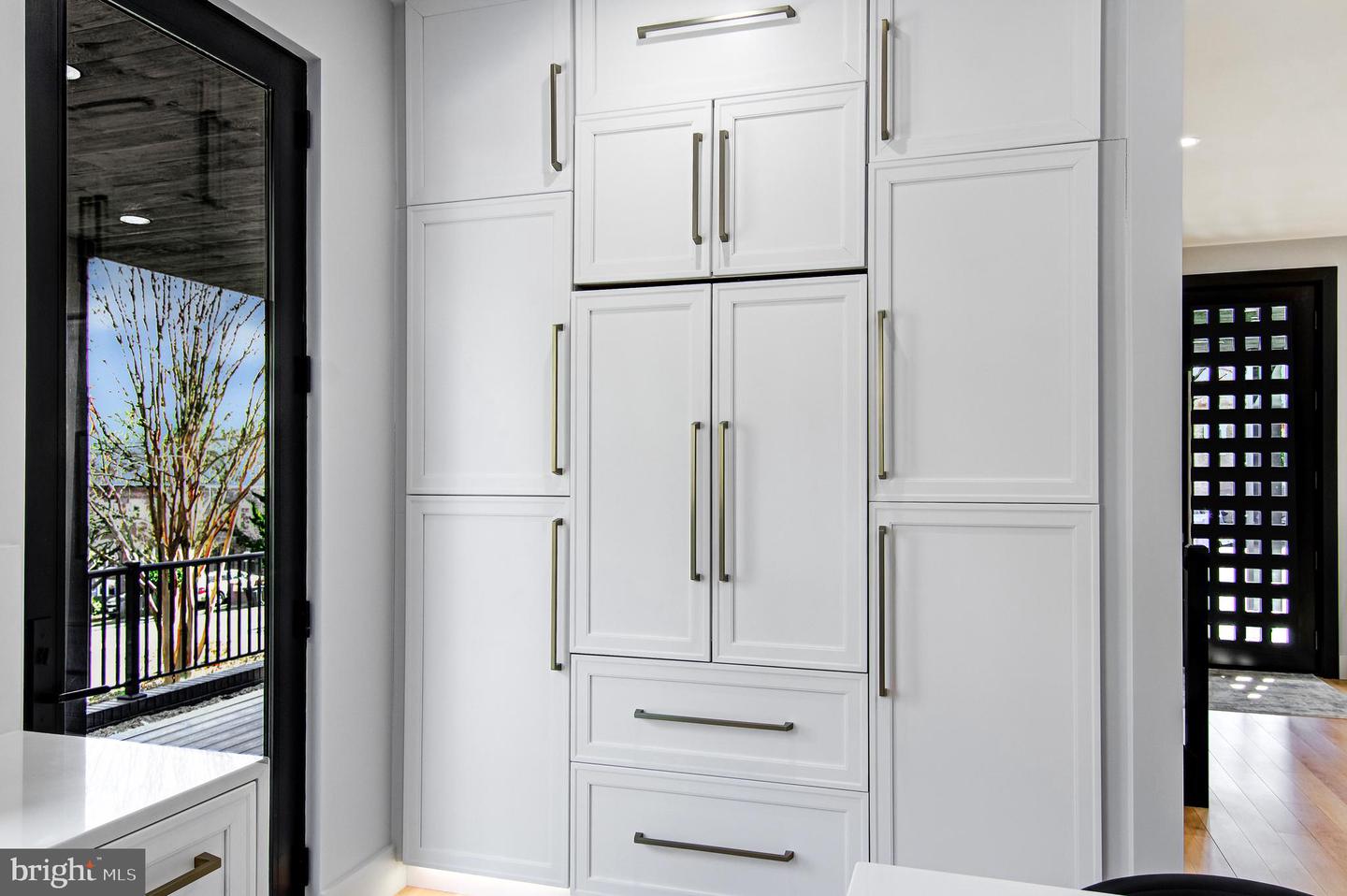 3431 14TH ST N, ARLINGTON, Virginia 22201, 4 Bedrooms Bedrooms, ,4 BathroomsBathrooms,Residential,For sale,3431 14TH ST N,VAAR2067232 MLS # VAAR2067232