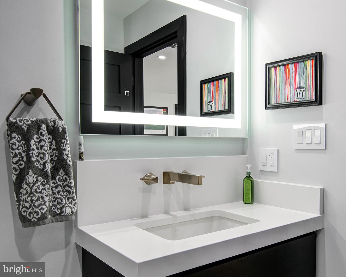 3431 14TH ST N, ARLINGTON, Virginia 22201, 4 Bedrooms Bedrooms, ,4 BathroomsBathrooms,Residential,For sale,3431 14TH ST N,VAAR2067232 MLS # VAAR2067232