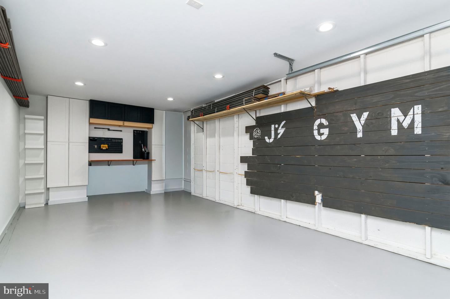 3431 14TH ST N, ARLINGTON, Virginia 22201, 4 Bedrooms Bedrooms, ,4 BathroomsBathrooms,Residential,For sale,3431 14TH ST N,VAAR2067232 MLS # VAAR2067232