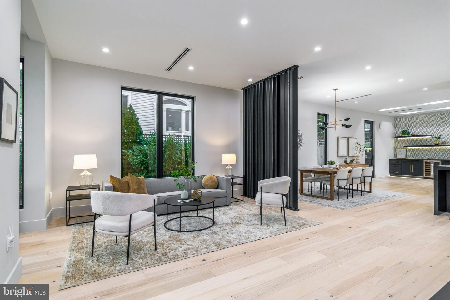 3431 14TH ST N, ARLINGTON, Virginia 22201, 4 Bedrooms Bedrooms, ,4 BathroomsBathrooms,Residential,For sale,3431 14TH ST N,VAAR2067232 MLS # VAAR2067232