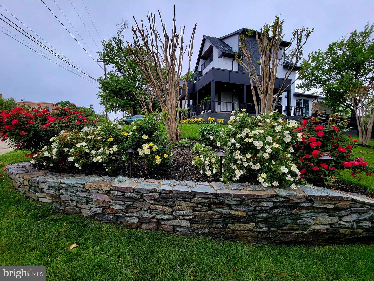 3431 14TH ST N, ARLINGTON, Virginia 22201, 4 Bedrooms Bedrooms, ,4 BathroomsBathrooms,Residential,For sale,3431 14TH ST N,VAAR2067232 MLS # VAAR2067232