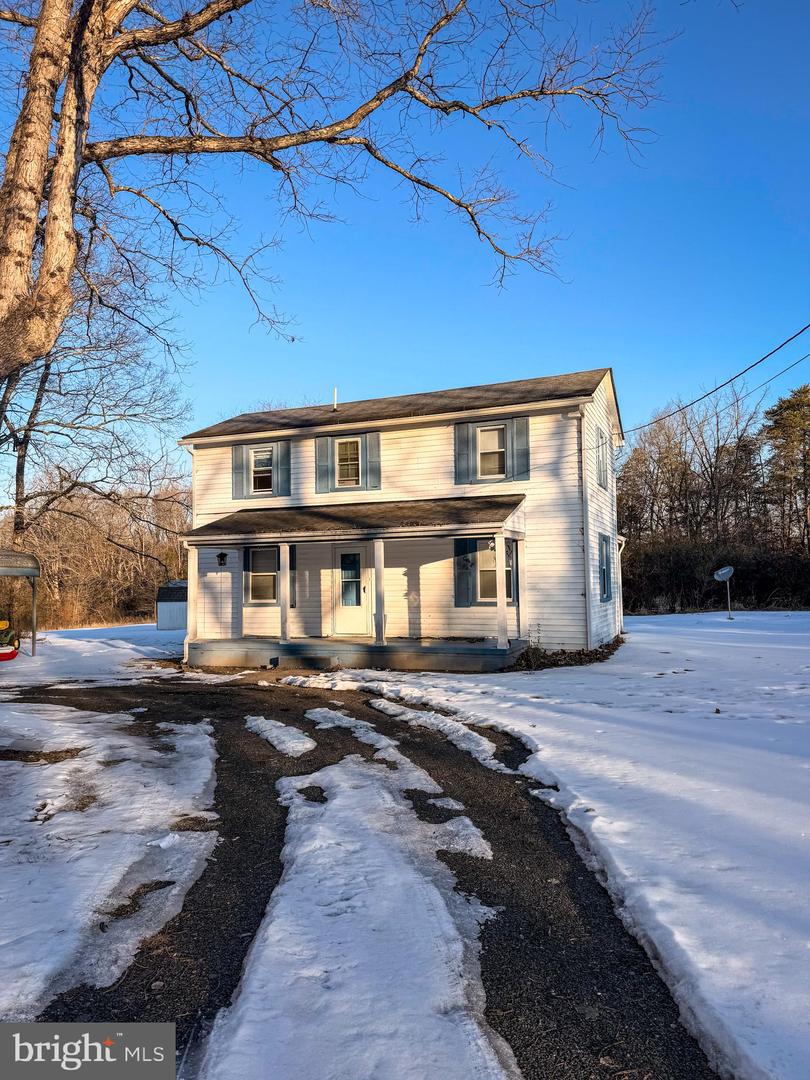 143 CHARLES LN, LOUISA, Virginia 23093, 3 Bedrooms Bedrooms, ,2 BathroomsBathrooms,Residential,For sale,143 CHARLES LN,VALA2009116 MLS # VALA2009116