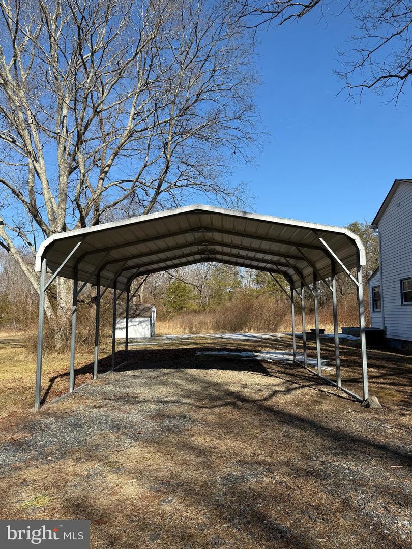 143 CHARLES LN, LOUISA, Virginia 23093, 3 Bedrooms Bedrooms, ,2 BathroomsBathrooms,Residential,For sale,143 CHARLES LN,VALA2009116 MLS # VALA2009116