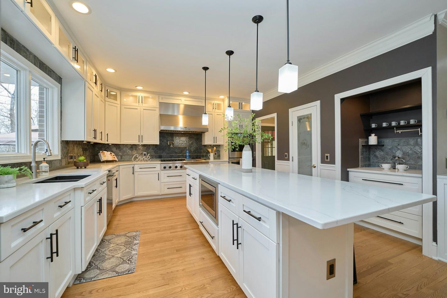 5828 HUNTON WOOD DR, BROAD RUN, Virginia 20137, 4 Bedrooms Bedrooms, ,4 BathroomsBathrooms,Residential,For sale,5828 HUNTON WOOD DR,VAFQ2020112 MLS # VAFQ2020112 5828 HUNTON WOOD DR, BROAD RUN, Virginia 20137, 4 Bedrooms Bedrooms, ,4 BathroomsBathrooms,Residential,For sale,5828 HUNTON WOOD DR,VAFQ2020112 MLS # VAFQ2020112