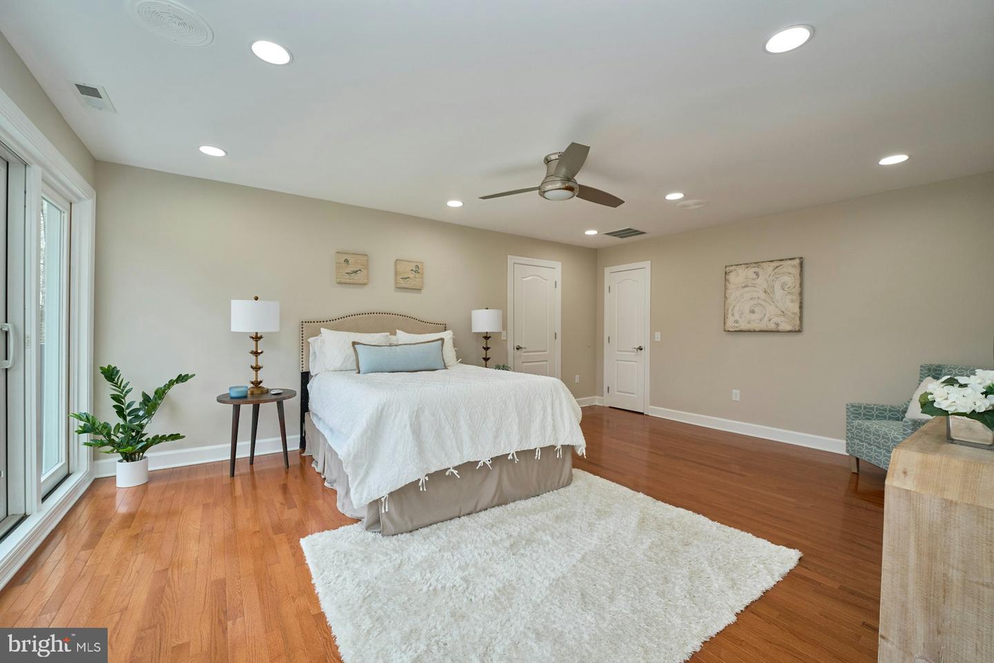 5828 HUNTON WOOD DR, BROAD RUN, Virginia 20137, 4 Bedrooms Bedrooms, ,4 BathroomsBathrooms,Residential,For sale,5828 HUNTON WOOD DR,VAFQ2020112 MLS # VAFQ2020112 5828 HUNTON WOOD DR, BROAD RUN, Virginia 20137, 4 Bedrooms Bedrooms, ,4 BathroomsBathrooms,Residential,For sale,5828 HUNTON WOOD DR,VAFQ2020112 MLS # VAFQ2020112