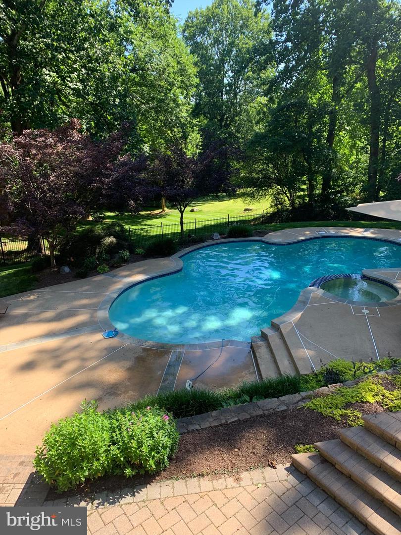 5828 HUNTON WOOD DR, BROAD RUN, Virginia 20137, 4 Bedrooms Bedrooms, ,4 BathroomsBathrooms,Residential,For sale,5828 HUNTON WOOD DR,VAFQ2020112 MLS # VAFQ2020112 5828 HUNTON WOOD DR, BROAD RUN, Virginia 20137, 4 Bedrooms Bedrooms, ,4 BathroomsBathrooms,Residential,For sale,5828 HUNTON WOOD DR,VAFQ2020112 MLS # VAFQ2020112