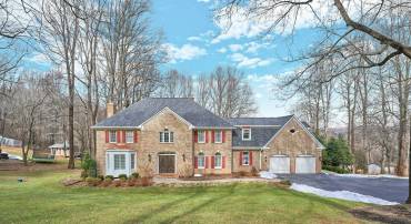 5828 HUNTON WOOD DR, BROAD RUN, Virginia 20137, 4 Bedrooms Bedrooms, ,4 BathroomsBathrooms,Residential,For sale,5828 HUNTON WOOD DR,VAFQ2020112 MLS # VAFQ2020112