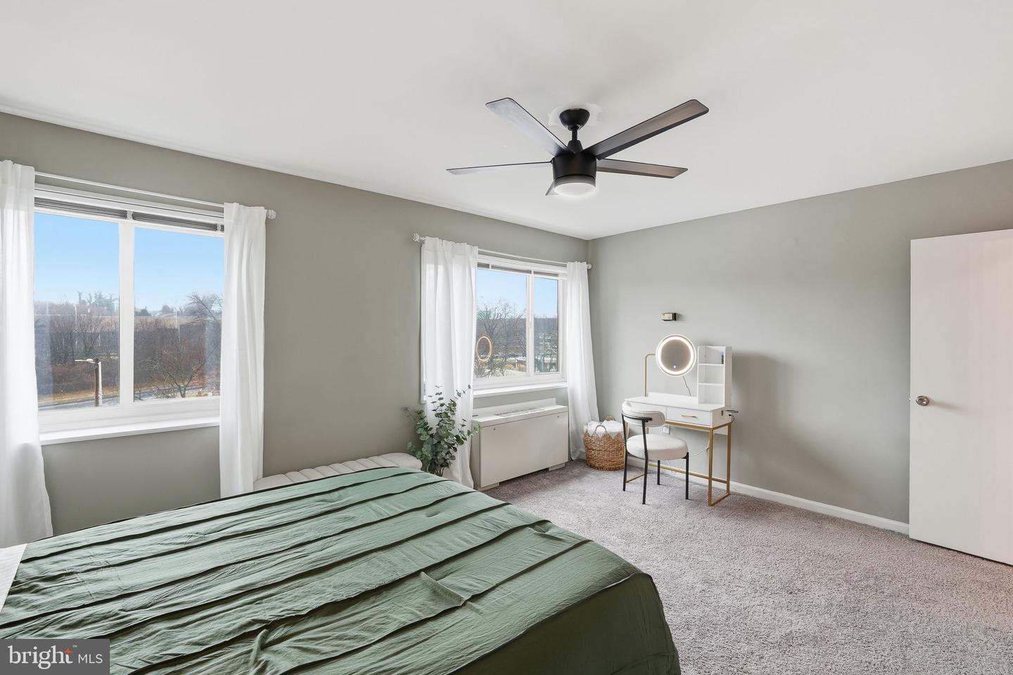 1300 S ARLINGTON RIDGE RD #204, ARLINGTON, Virginia 22202, 1 Bedroom Bedrooms, ,1 BathroomBathrooms,Residential,For sale,1300 S ARLINGTON RIDGE RD #204,VAAR2067808 MLS # VAAR2067808