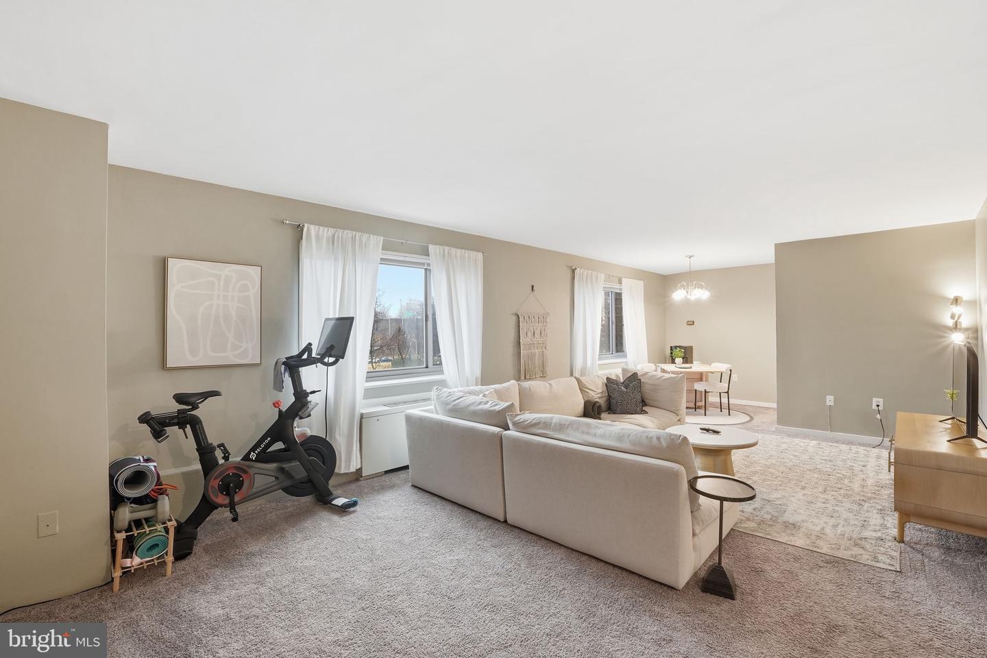 1300 S ARLINGTON RIDGE RD #204, ARLINGTON, Virginia 22202, 1 Bedroom Bedrooms, ,1 BathroomBathrooms,Residential,For sale,1300 S ARLINGTON RIDGE RD #204,VAAR2067808 MLS # VAAR2067808