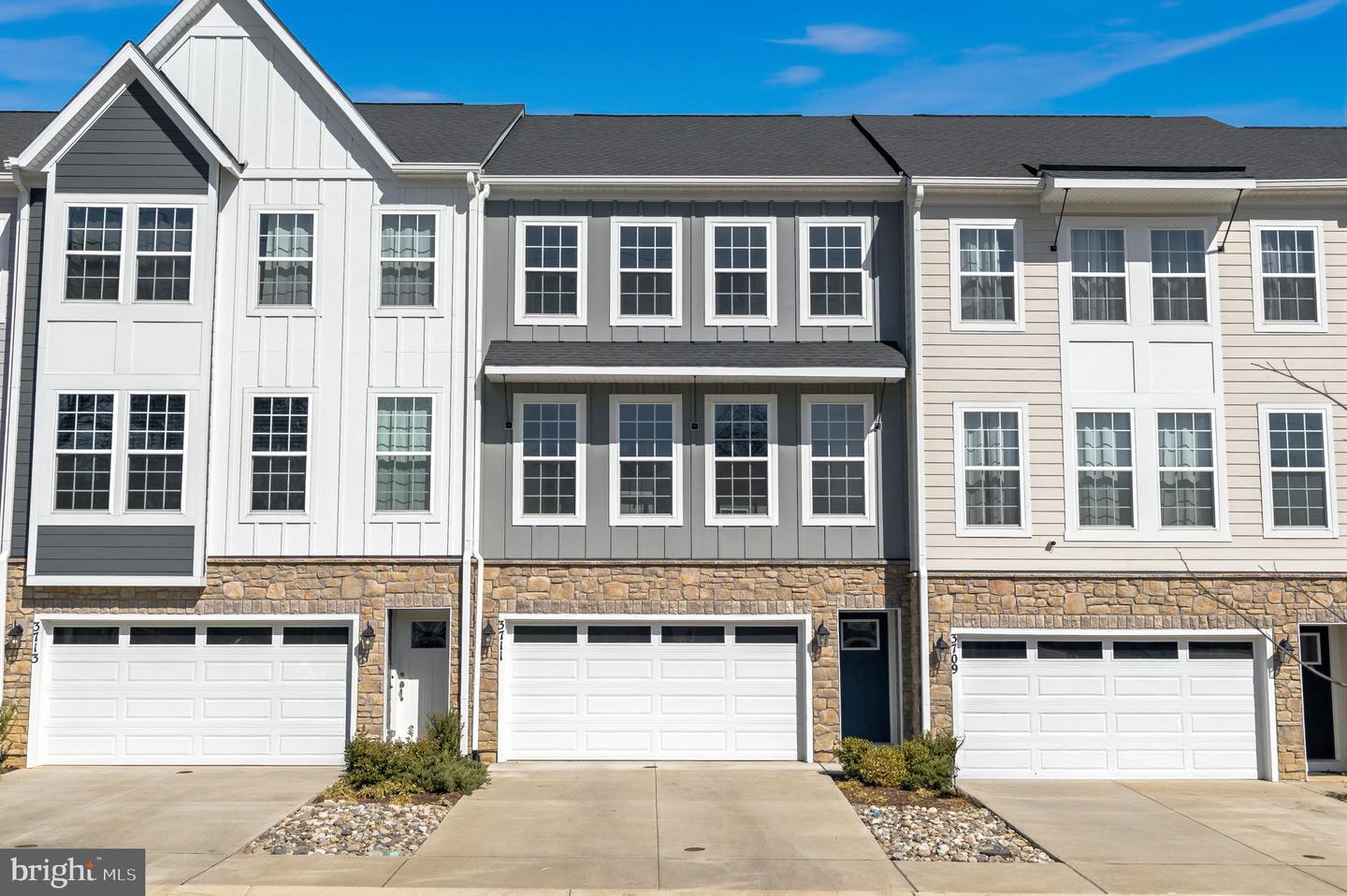 3711 ALLINGTON CT, FREDERICKSBURG, Virginia 22408, 3 Bedrooms Bedrooms, ,2 BathroomsBathrooms,Residential,For sale,3711 ALLINGTON CT,VASP2038746 MLS # VASP2038746