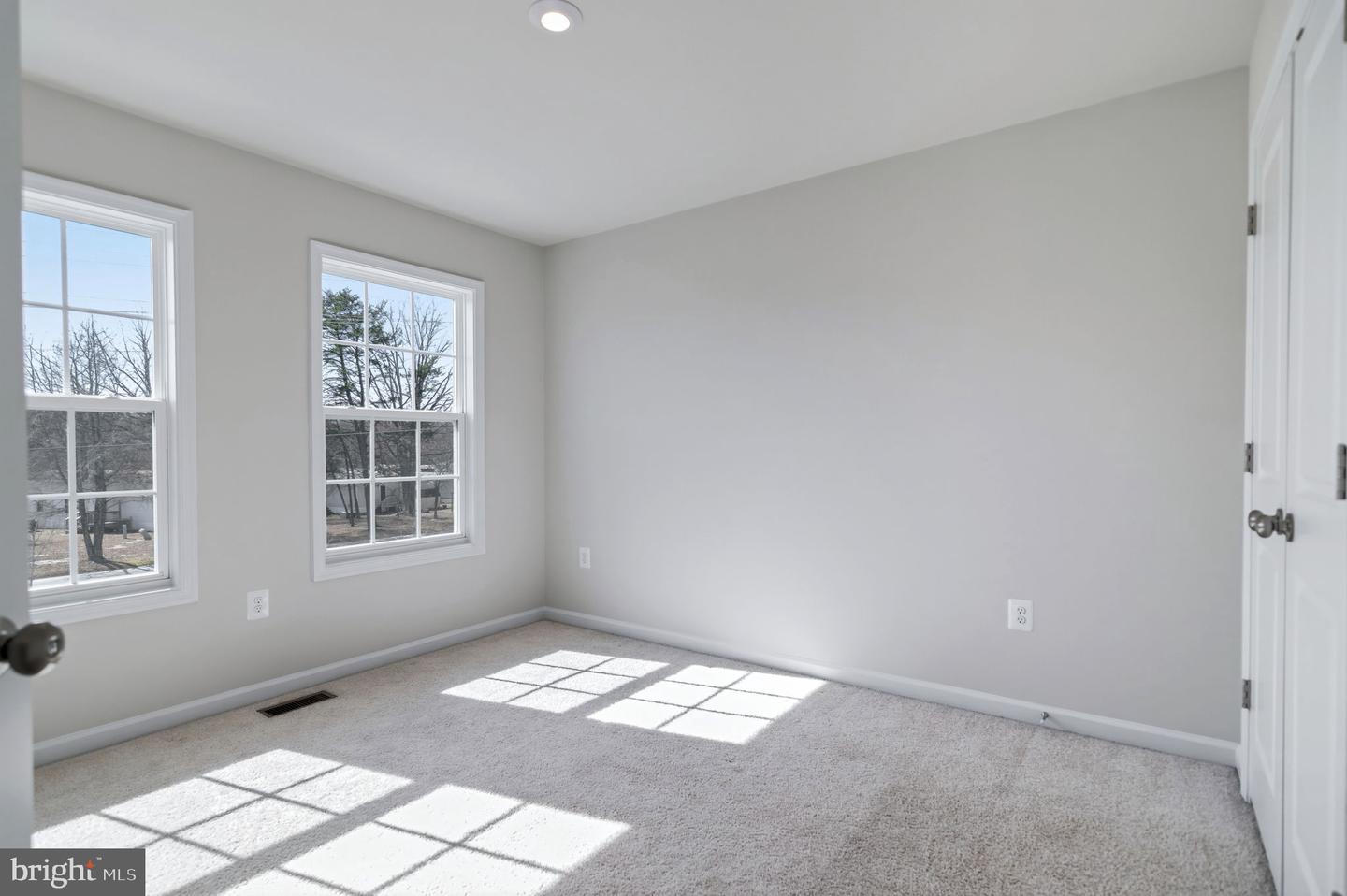 3711 ALLINGTON CT, FREDERICKSBURG, Virginia 22408, 3 Bedrooms Bedrooms, ,2 BathroomsBathrooms,Residential,For sale,3711 ALLINGTON CT,VASP2038746 MLS # VASP2038746