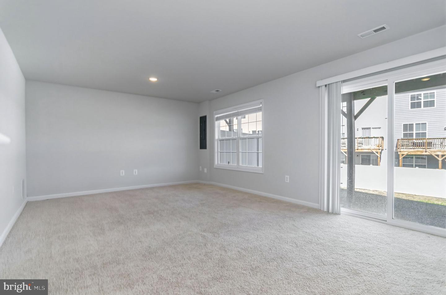 3711 ALLINGTON CT, FREDERICKSBURG, Virginia 22408, 3 Bedrooms Bedrooms, ,2 BathroomsBathrooms,Residential,For sale,3711 ALLINGTON CT,VASP2038746 MLS # VASP2038746