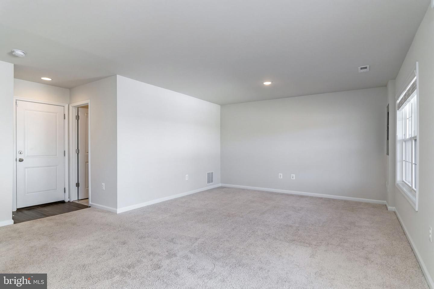 3711 ALLINGTON CT, FREDERICKSBURG, Virginia 22408, 3 Bedrooms Bedrooms, ,2 BathroomsBathrooms,Residential,For sale,3711 ALLINGTON CT,VASP2038746 MLS # VASP2038746