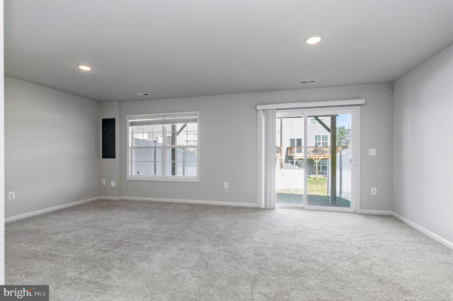 3711 ALLINGTON CT, FREDERICKSBURG, Virginia 22408, 3 Bedrooms Bedrooms, ,2 BathroomsBathrooms,Residential,For sale,3711 ALLINGTON CT,VASP2038746 MLS # VASP2038746