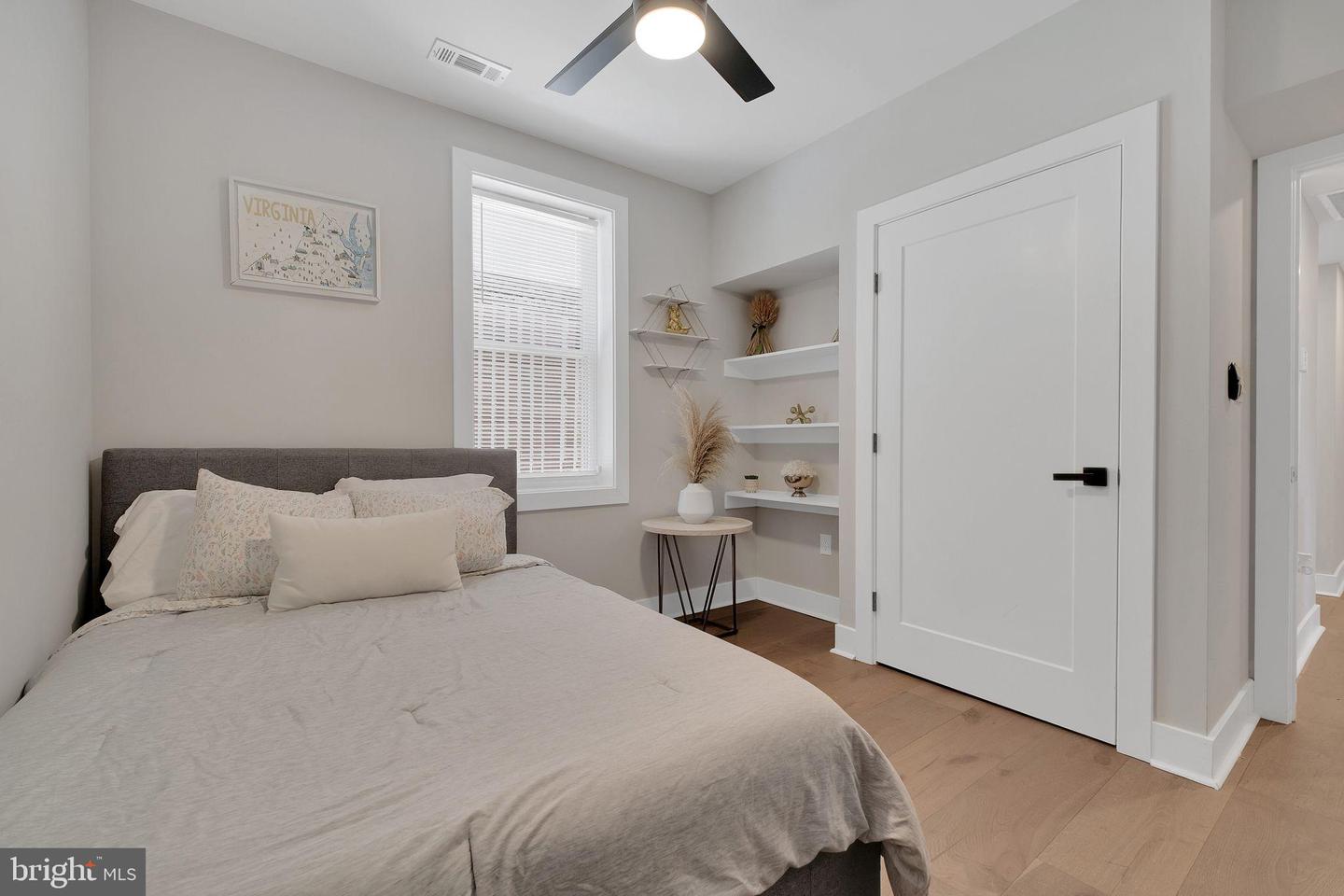 3811 SUITLAND RD SE, WASHINGTON, District Of Columbia 20020, 7 Bedrooms Bedrooms, 12 Rooms Rooms,5 BathroomsBathrooms,Residential,For sale,3811 SUITLAND RD SE,DCDC2242240 MLS # DCDC2242240