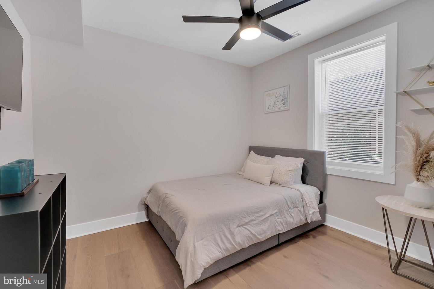 3811 SUITLAND RD SE, WASHINGTON, District Of Columbia 20020, 7 Bedrooms Bedrooms, 12 Rooms Rooms,5 BathroomsBathrooms,Residential,For sale,3811 SUITLAND RD SE,DCDC2242240 MLS # DCDC2242240