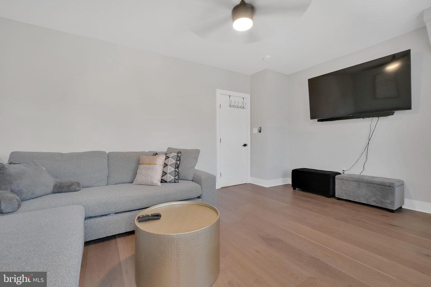 3811 SUITLAND RD SE, WASHINGTON, District Of Columbia 20020, 7 Bedrooms Bedrooms, 12 Rooms Rooms,5 BathroomsBathrooms,Residential,For sale,3811 SUITLAND RD SE,DCDC2242240 MLS # DCDC2242240