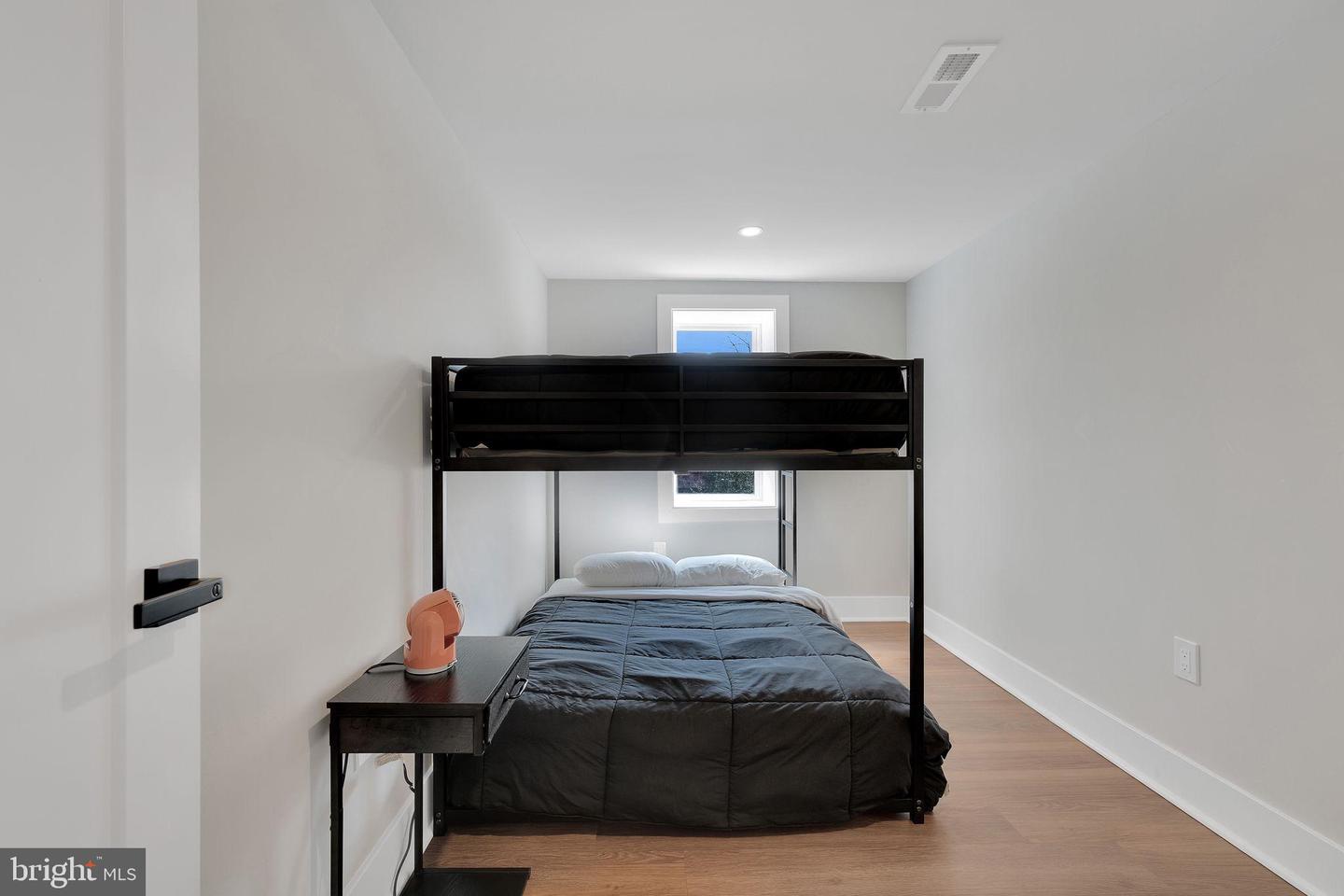 3811 SUITLAND RD SE, WASHINGTON, District Of Columbia 20020, 7 Bedrooms Bedrooms, 12 Rooms Rooms,5 BathroomsBathrooms,Residential,For sale,3811 SUITLAND RD SE,DCDC2242240 MLS # DCDC2242240