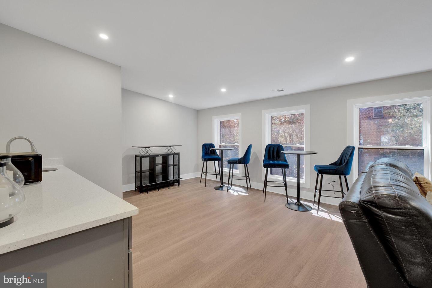 3811 SUITLAND RD SE, WASHINGTON, District Of Columbia 20020, 7 Bedrooms Bedrooms, 12 Rooms Rooms,5 BathroomsBathrooms,Residential,For sale,3811 SUITLAND RD SE,DCDC2242240 MLS # DCDC2242240