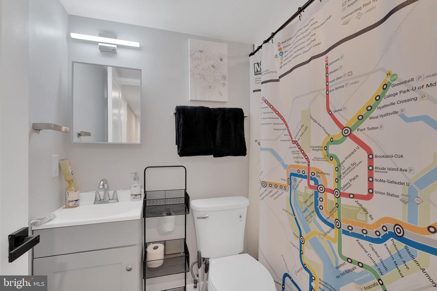 3811 SUITLAND RD SE, WASHINGTON, District Of Columbia 20020, 7 Bedrooms Bedrooms, 12 Rooms Rooms,5 BathroomsBathrooms,Residential,For sale,3811 SUITLAND RD SE,DCDC2242240 MLS # DCDC2242240