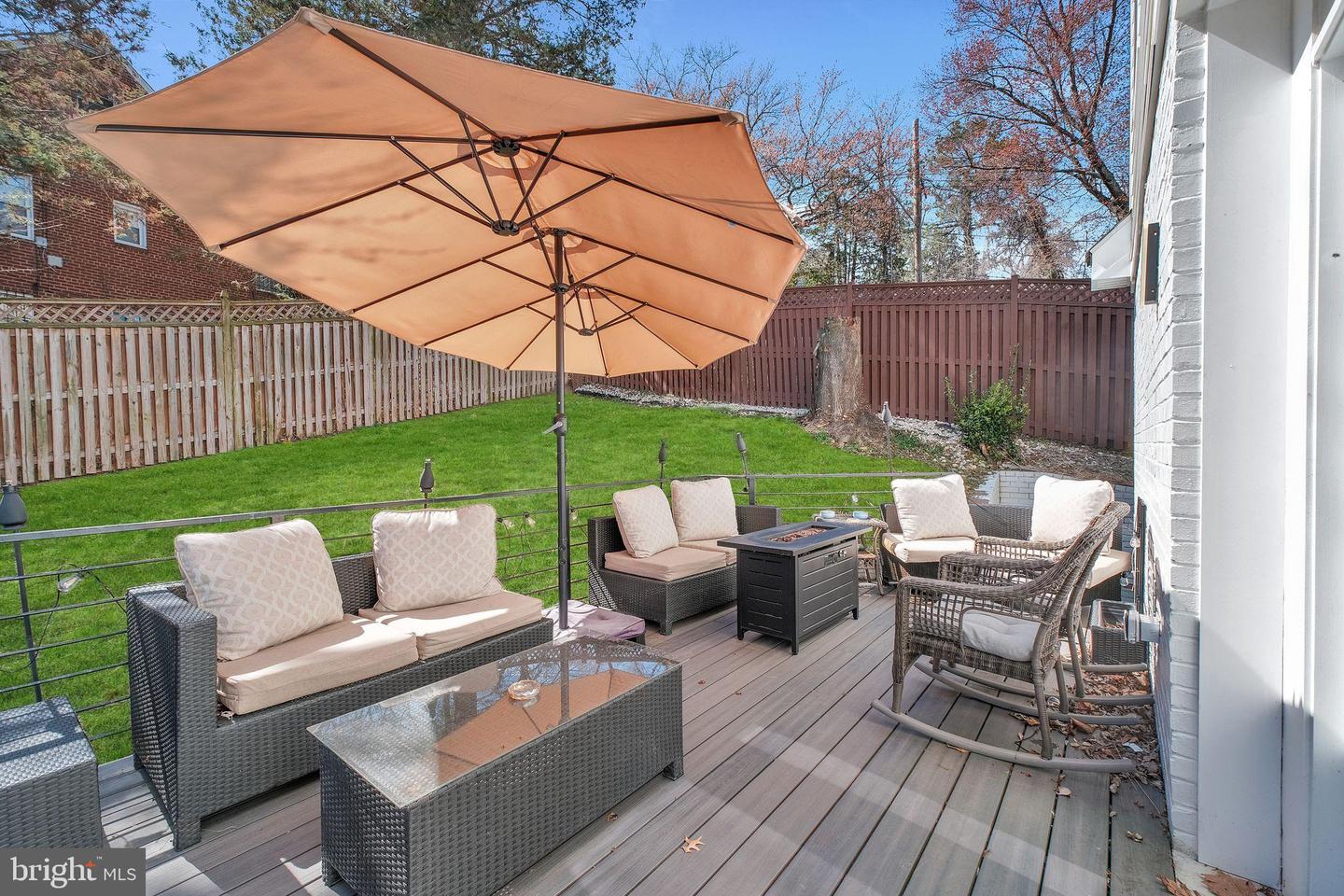 3811 SUITLAND RD SE, WASHINGTON, District Of Columbia 20020, 7 Bedrooms Bedrooms, 12 Rooms Rooms,5 BathroomsBathrooms,Residential,For sale,3811 SUITLAND RD SE,DCDC2242240 MLS # DCDC2242240