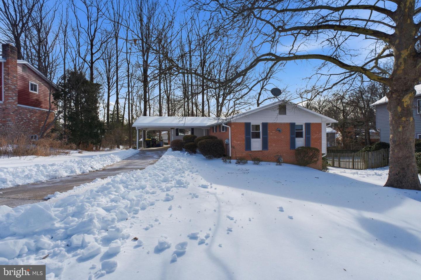 10125 COMMONWEALTH BLVD, FAIRFAX, Virginia 22032, 4 Bedrooms Bedrooms, 12 Rooms Rooms,2 BathroomsBathrooms,Residential,For sale,10125 COMMONWEALTH BLVD,VAFX2287128 MLS # VAFX2287128