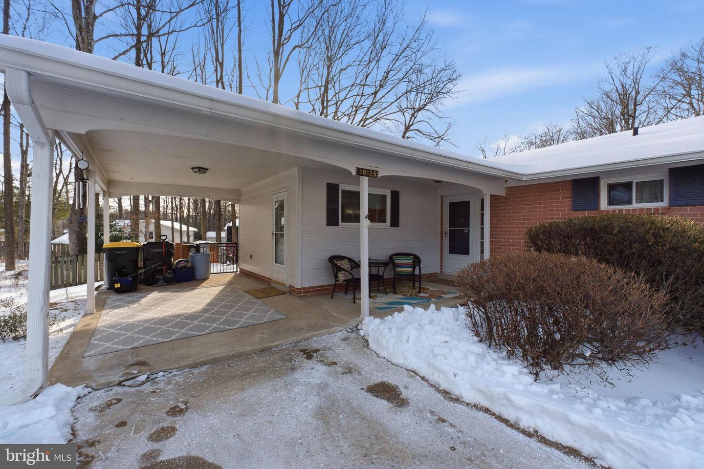 10125 COMMONWEALTH BLVD, FAIRFAX, Virginia 22032, 4 Bedrooms Bedrooms, 12 Rooms Rooms,2 BathroomsBathrooms,Residential,For sale,10125 COMMONWEALTH BLVD,VAFX2287128 MLS # VAFX2287128