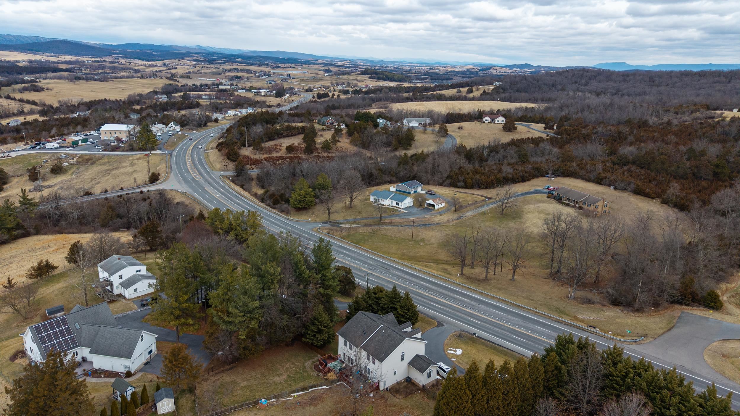 2341 VIRGINIA AVE, HARRISONBURG, Virginia 22802, 3 Bedrooms Bedrooms, ,2 BathroomsBathrooms,Residential,2341 VIRGINIA AVE,673625 MLS # 673625