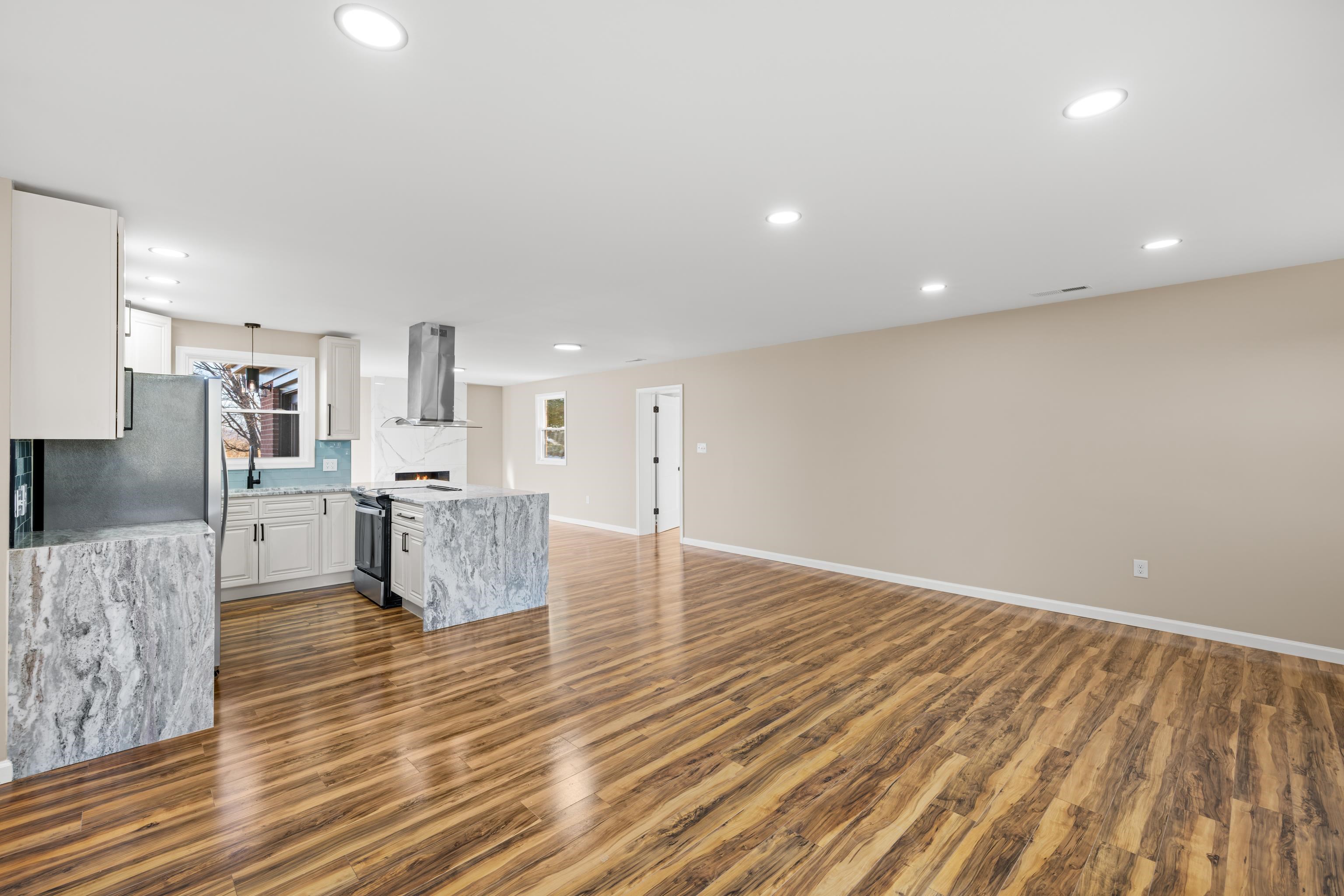 1293 LEE HWY, VERONA, Virginia 24482, 4 Bedrooms Bedrooms, ,2 BathroomsBathrooms,Residential,1293 LEE HWY,673632 MLS # 673632