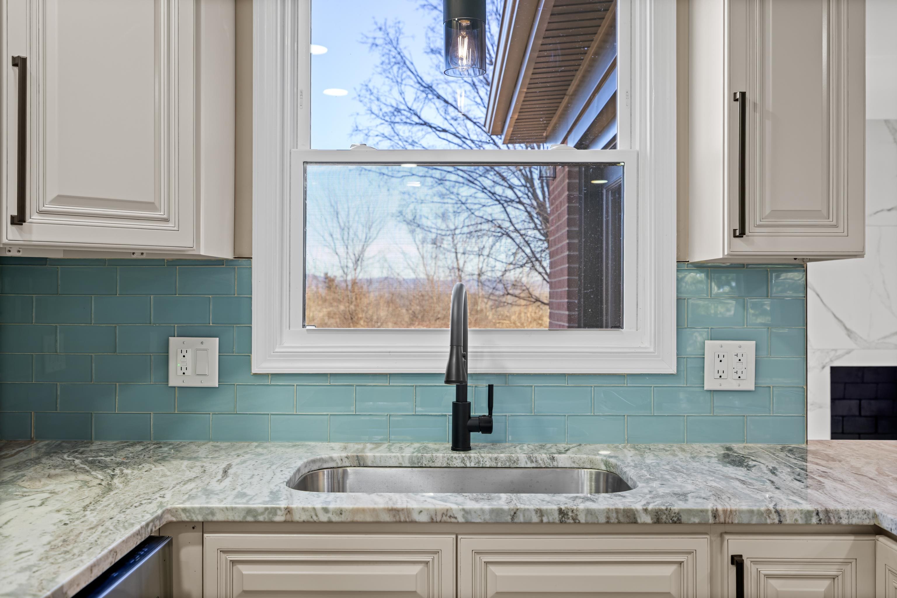 1293 LEE HWY, VERONA, Virginia 24482, 4 Bedrooms Bedrooms, ,2 BathroomsBathrooms,Residential,1293 LEE HWY,673632 MLS # 673632