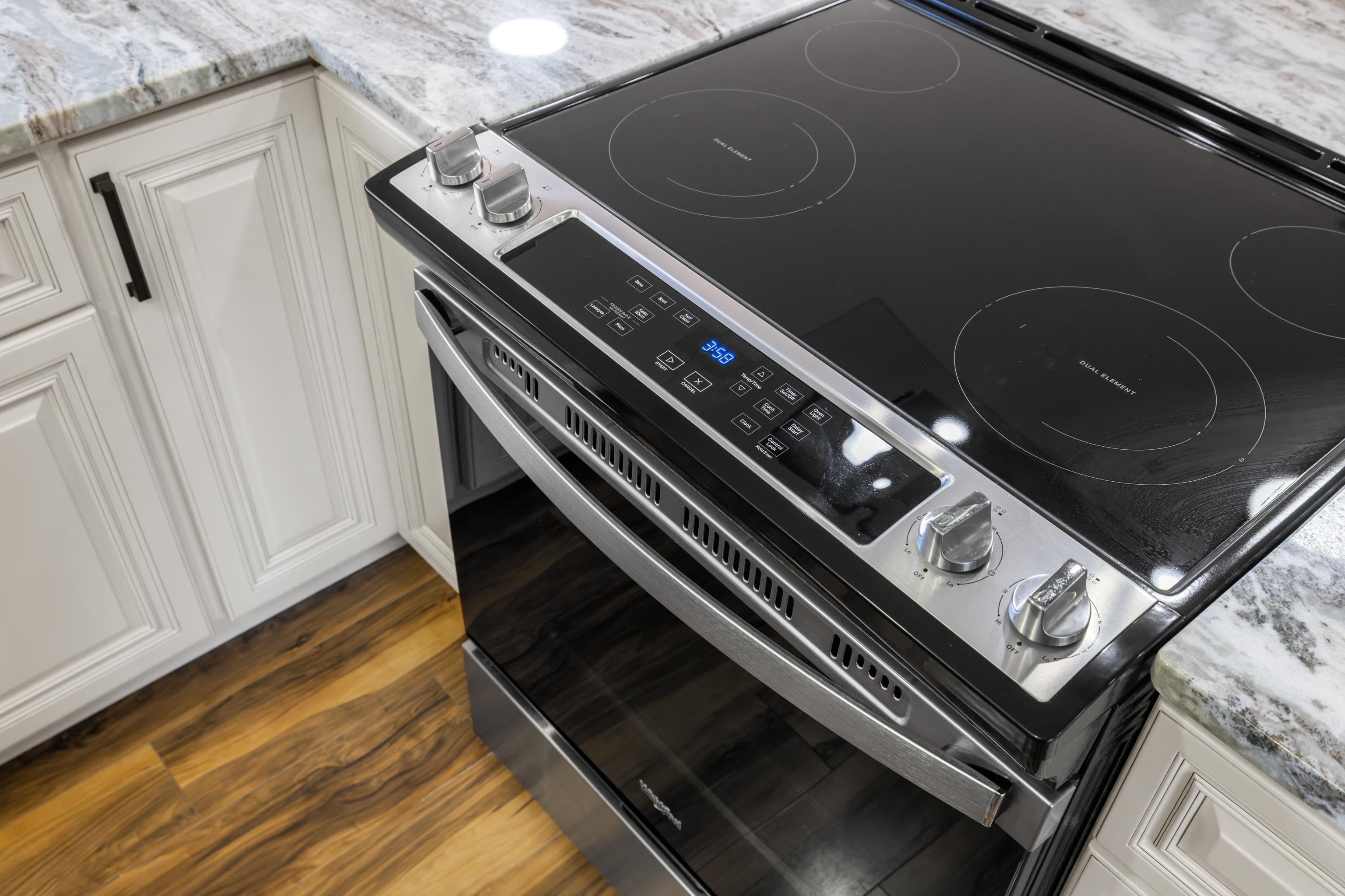 1293 LEE HWY, VERONA, Virginia 24482, 4 Bedrooms Bedrooms, ,2 BathroomsBathrooms,Residential,1293 LEE HWY,673632 MLS # 673632