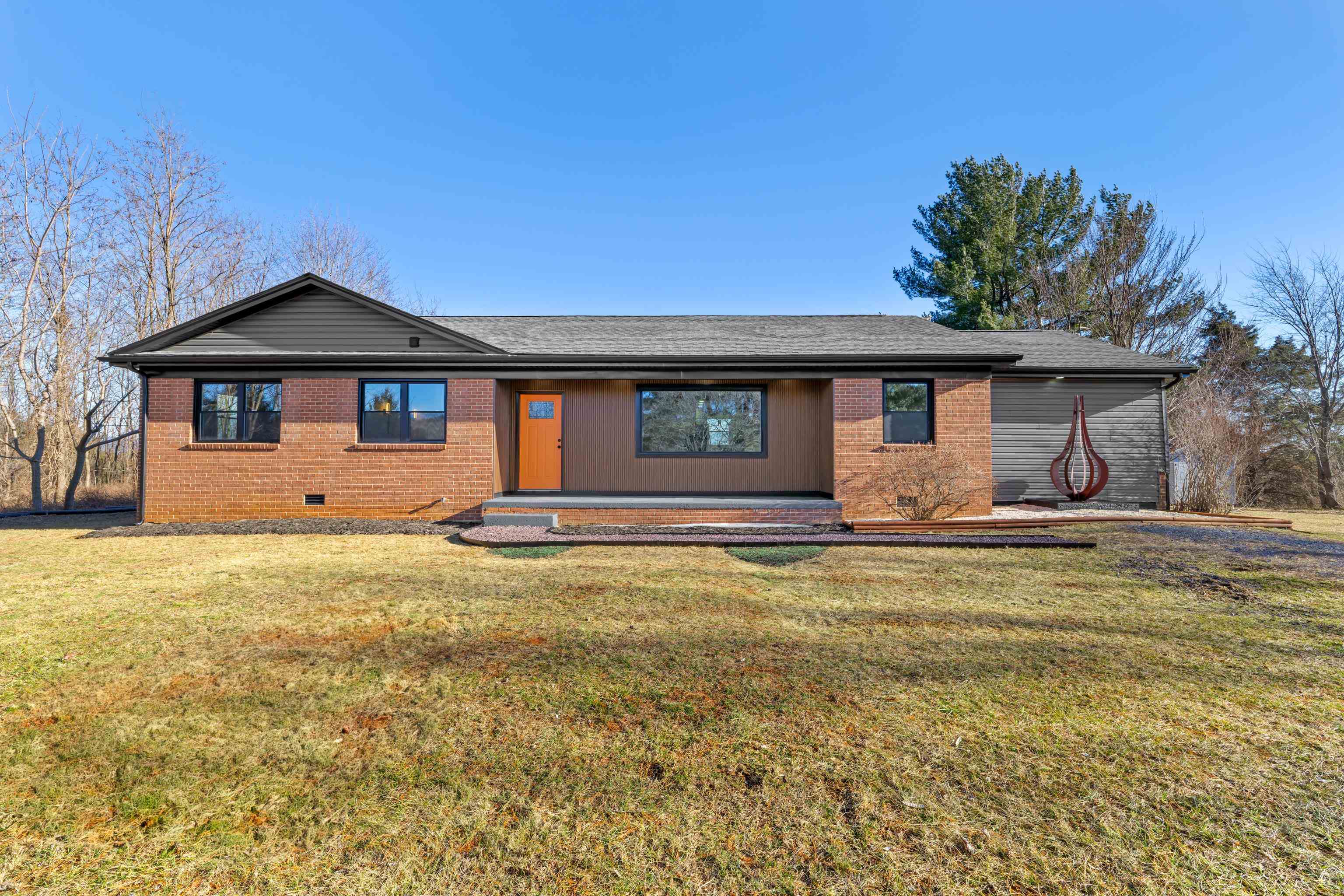 1293 LEE HWY, VERONA, Virginia 24482, 4 Bedrooms Bedrooms, ,2 BathroomsBathrooms,Residential,1293 LEE HWY,673632 MLS # 673632