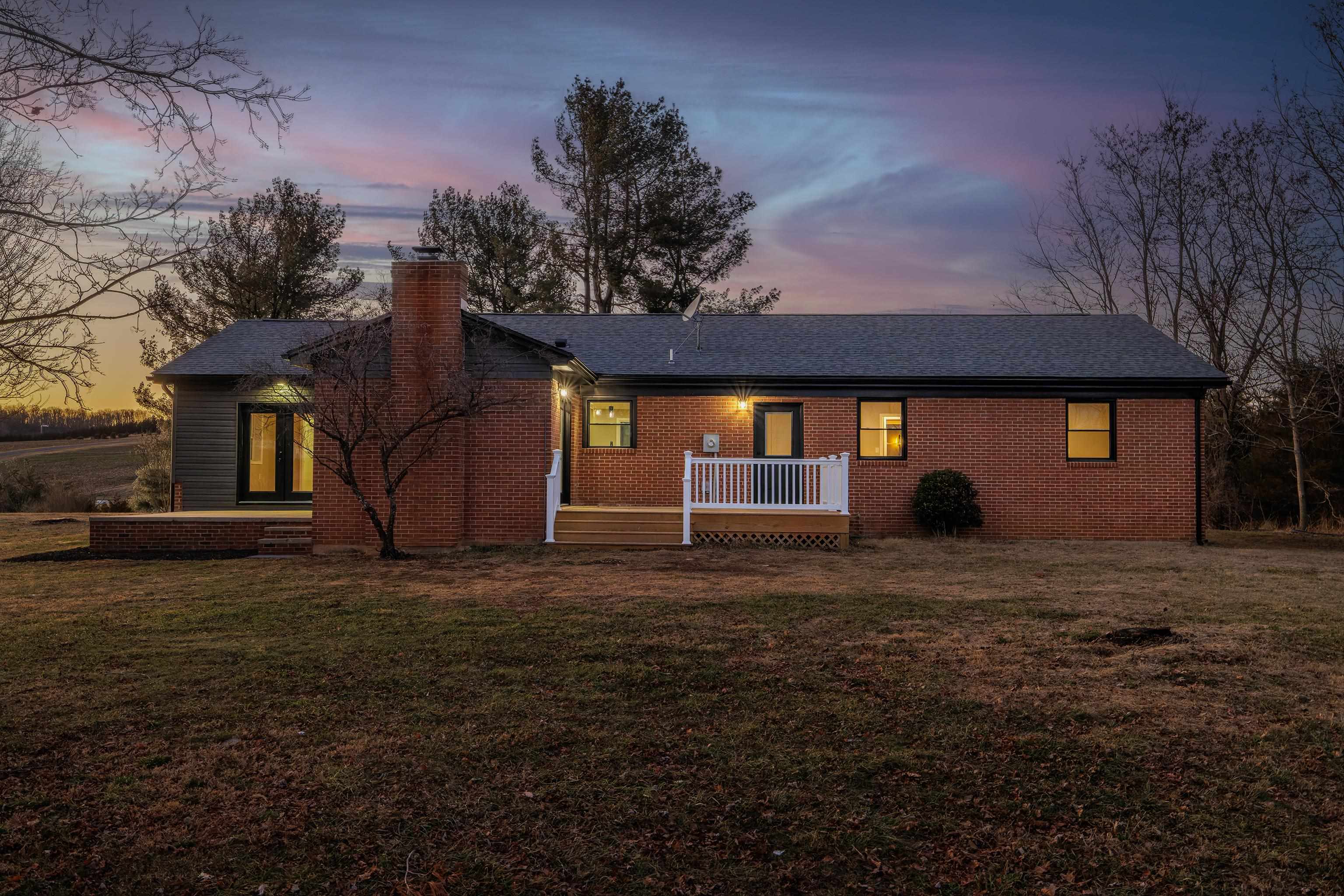 1293 LEE HWY, VERONA, Virginia 24482, 4 Bedrooms Bedrooms, ,2 BathroomsBathrooms,Residential,1293 LEE HWY,673632 MLS # 673632