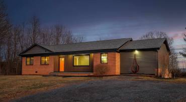 1293 LEE HWY, VERONA, Virginia 24482, 4 Bedrooms Bedrooms, ,2 BathroomsBathrooms,Residential,1293 LEE HWY,673632 MLS # 673632