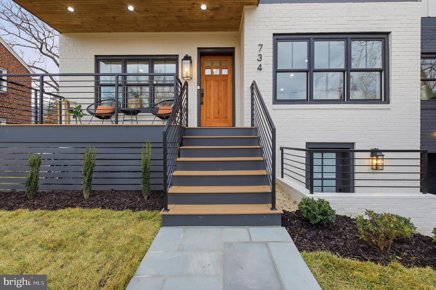 734 26TH ST S, ARLINGTON, Virginia 22202, 7 Bedrooms Bedrooms, ,5 BathroomsBathrooms,Residential,For sale,734 26TH ST S,VAAR2068124 MLS # VAAR2068124