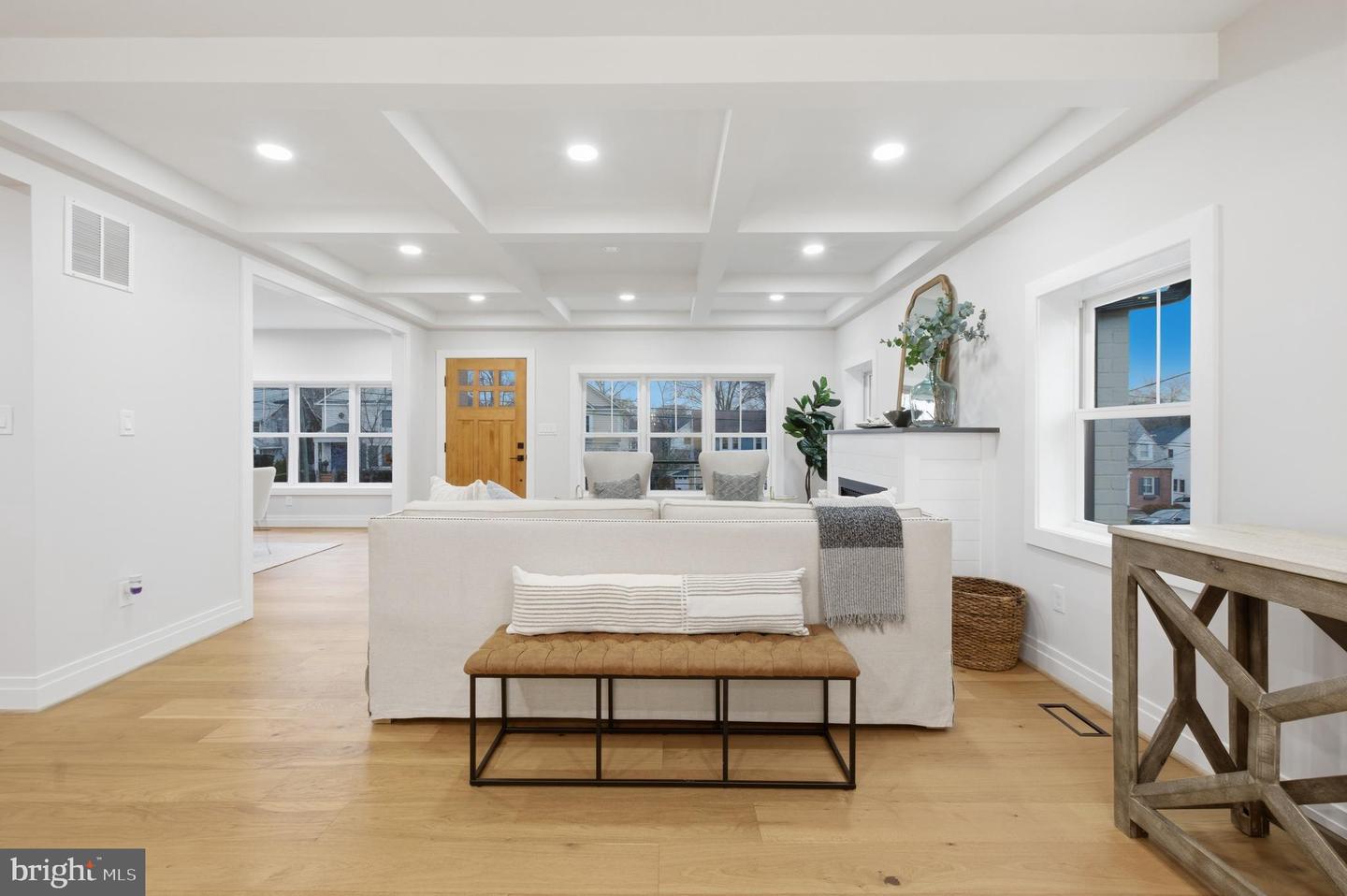 734 26TH ST S, ARLINGTON, Virginia 22202, 7 Bedrooms Bedrooms, ,5 BathroomsBathrooms,Residential,For sale,734 26TH ST S,VAAR2068124 MLS # VAAR2068124